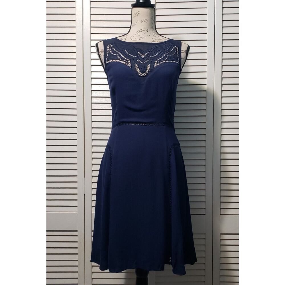 Naf Naf Sleeveless Dress Women's‎ Size 38 (S) Navy Blue Applique Fit & Flare